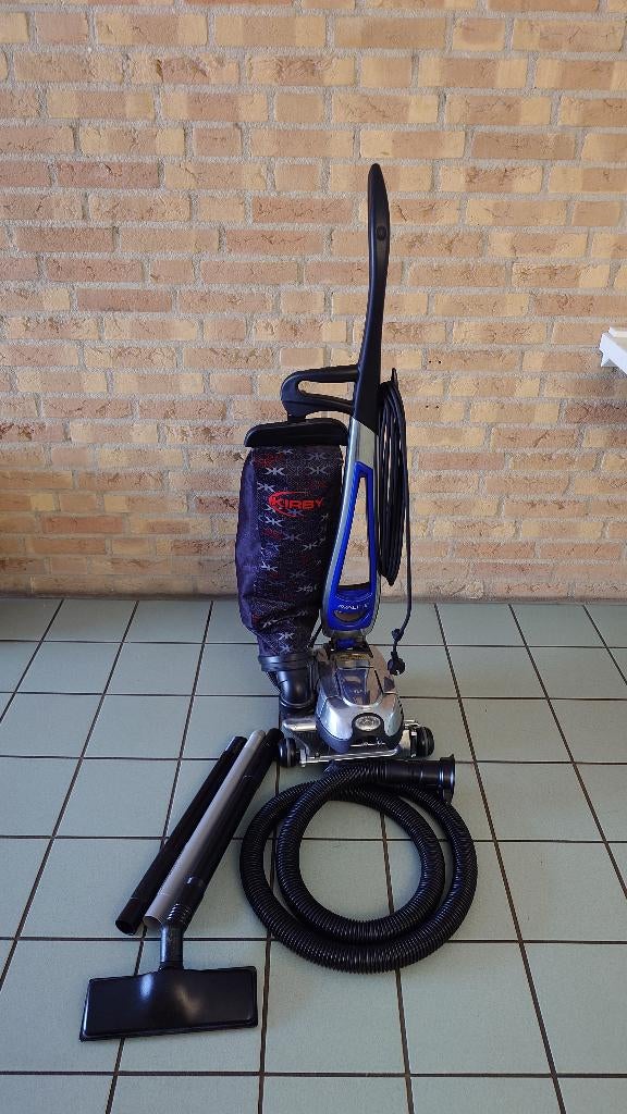 Kirby Avelir 2 stofzuiger (nieuwprijs € 1500, - ), Ophalen, Gebruikt, Stofzak, Minder dan 1200 watt