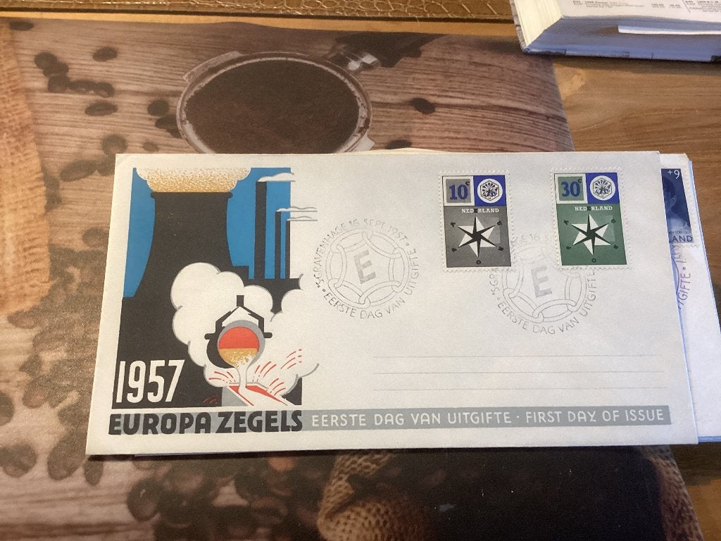 No3317 E32 Blanco Nederland jaargangen fdc 1963 tm 20, Verzenden, Onbeschreven, Nederland