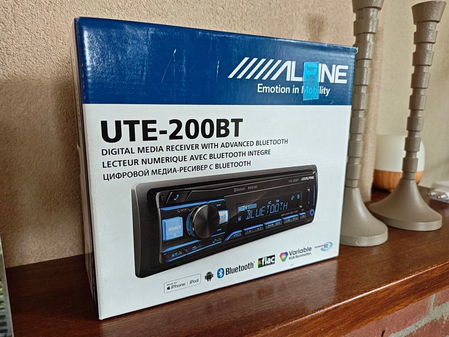Alpine UTE-200BT Digital Media Receiver met Bluetooth, Ophalen of Verzenden, Zo goed als nieuw