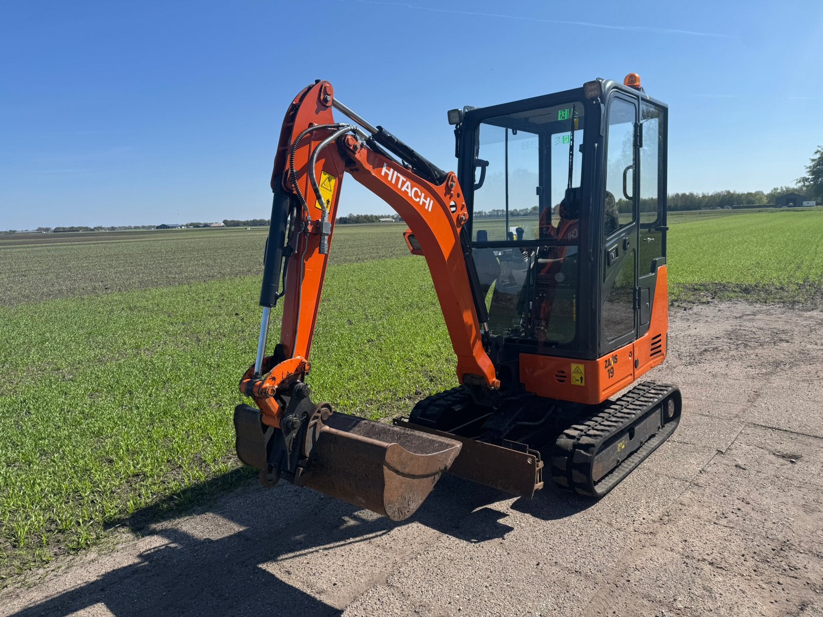 Hitachi zaxis zx19-6 Minikraan Minigraver 2021 graafmachine, Zakelijke goederen, Machines en Bouw | Kranen en Graafmachines, Graafmachine