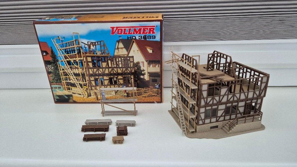 Vollmer H0 3689 - Vakwerkhuis in aanbouw, Overige merken, Gelijkstroom of Wisselstroom, Brug, Tunnel of Gebouw, Ophalen of Verzenden