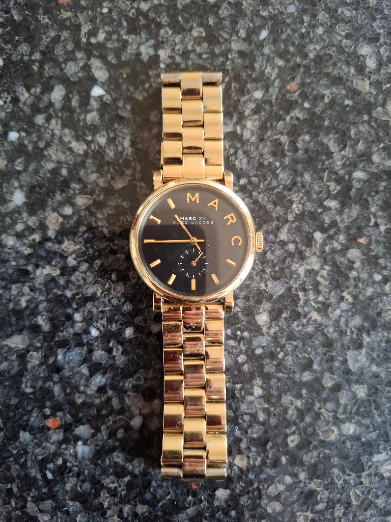 MARC Jacobs goudkleurig dameshorloge, Sieraden, Tassen en Uiterlijk, Horloges | Dames, Overige merken, Staal, Gebruikt, Polshorloge