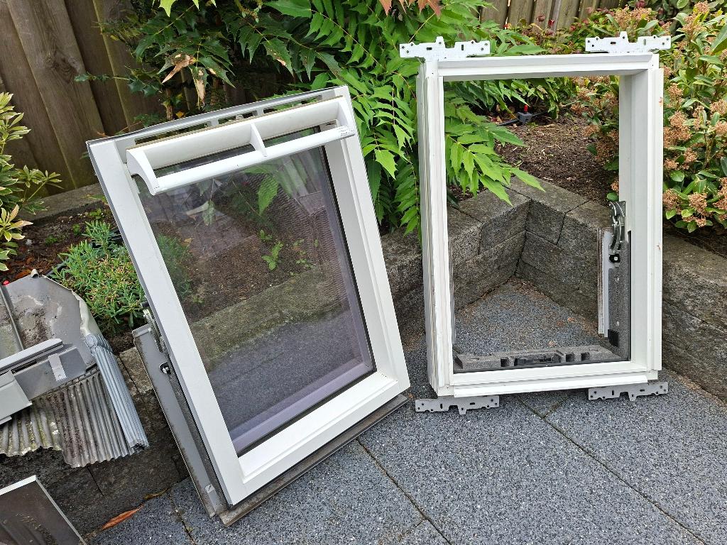 Gebruikt dakraam Velux GGL CK02, Doe-het-zelf en Verbouw, Glas en Ramen, Ophalen, Gebruikt, Minder dan 80 cm, Minder dan 80 cm