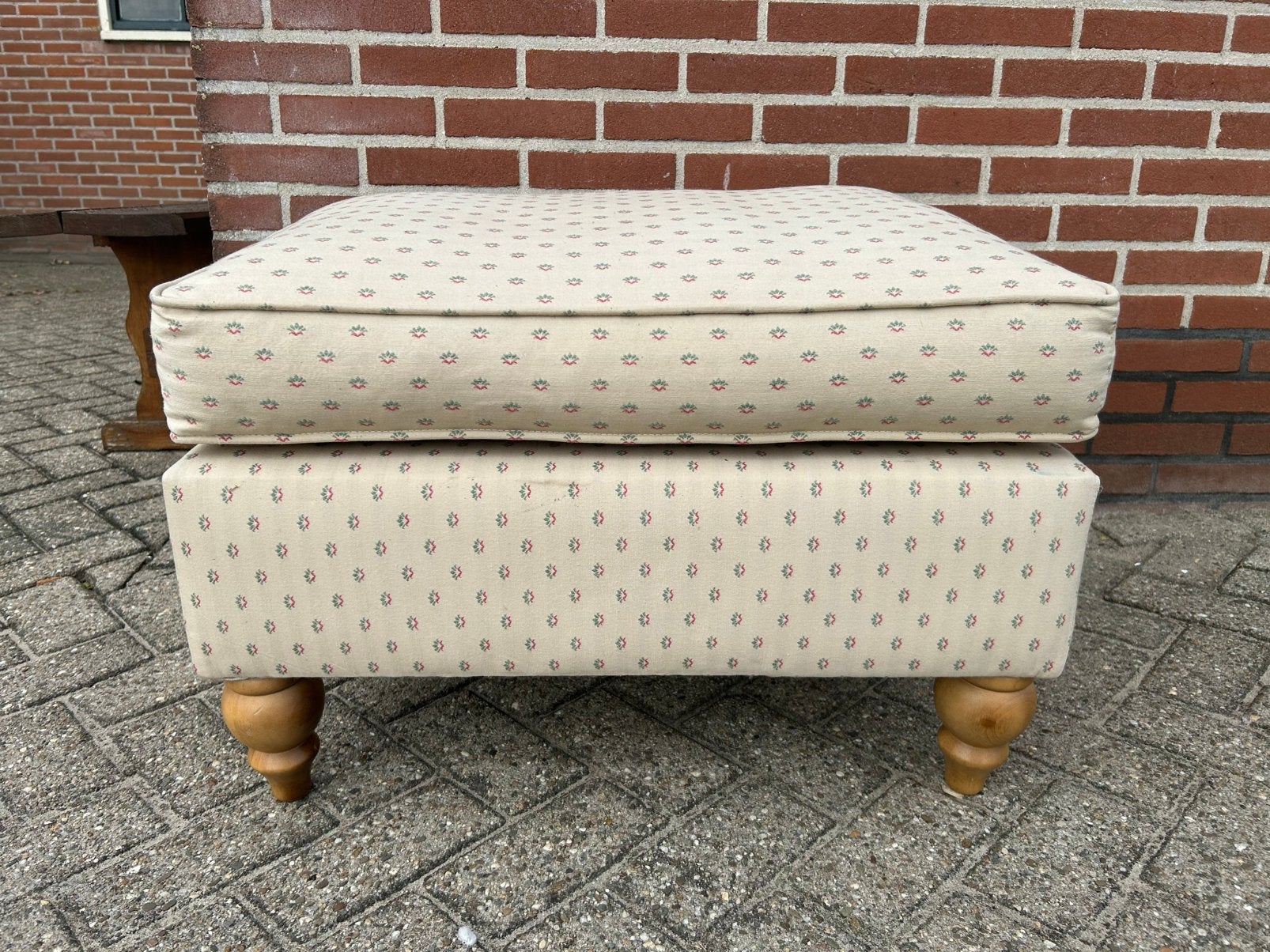 Voetenbank / poef, Ophalen, Rond, Minder dan 50 cm, Zo goed als nieuw