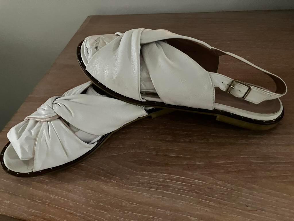 Wit leren sandaaltjes van Three6Five maat 41, Ophalen, Wit, Sandalen of Muiltjes, Zo goed als nieuw