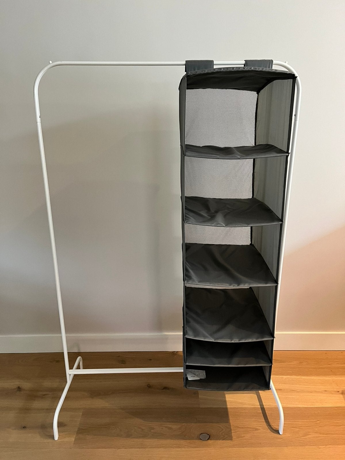 Ikea kledingrek met handige vakken, Ophalen, Zo goed als nieuw