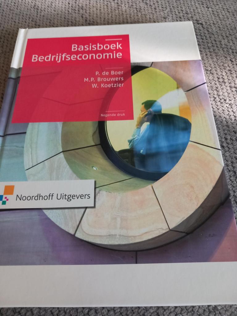 Basisboek Bedrijfseconomie - P. de Boer, M.P. Brouwers, Boeken, Studieboeken en Cursussen, Gelezen, P. de Boer, M.P. Brouwers, W. Koetzier