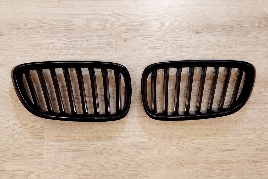 BMW M235i Nieren Glans Zwart, Gebruikt, Voor, Ophalen of Verzenden, Bumper