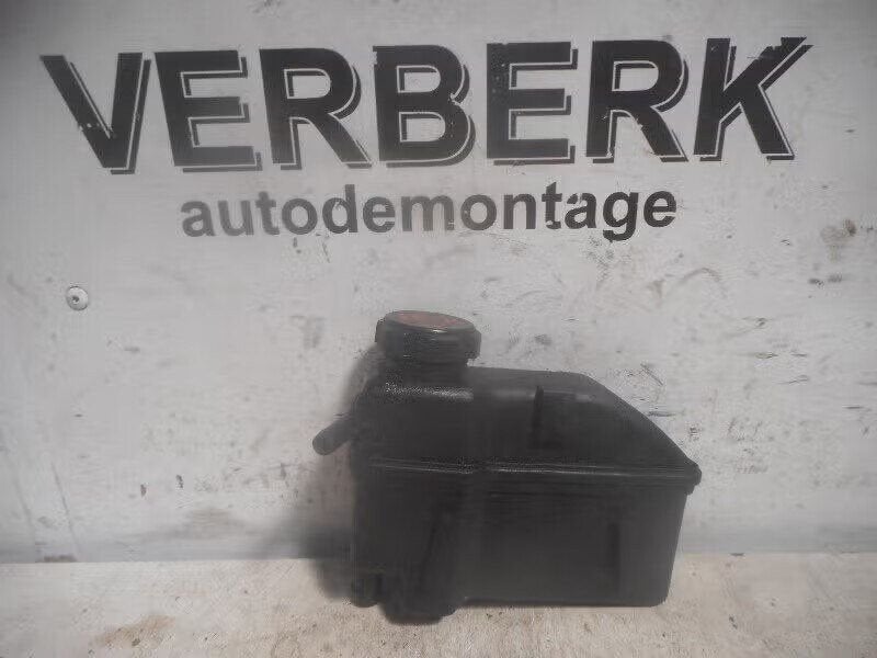 STUURBEKRACHTIGING OLIERESERVOIR Volvo V70 (GW / LW / LZ), Gebruikt, Info@volvocars.com, Ophalen of Verzenden, Volvo