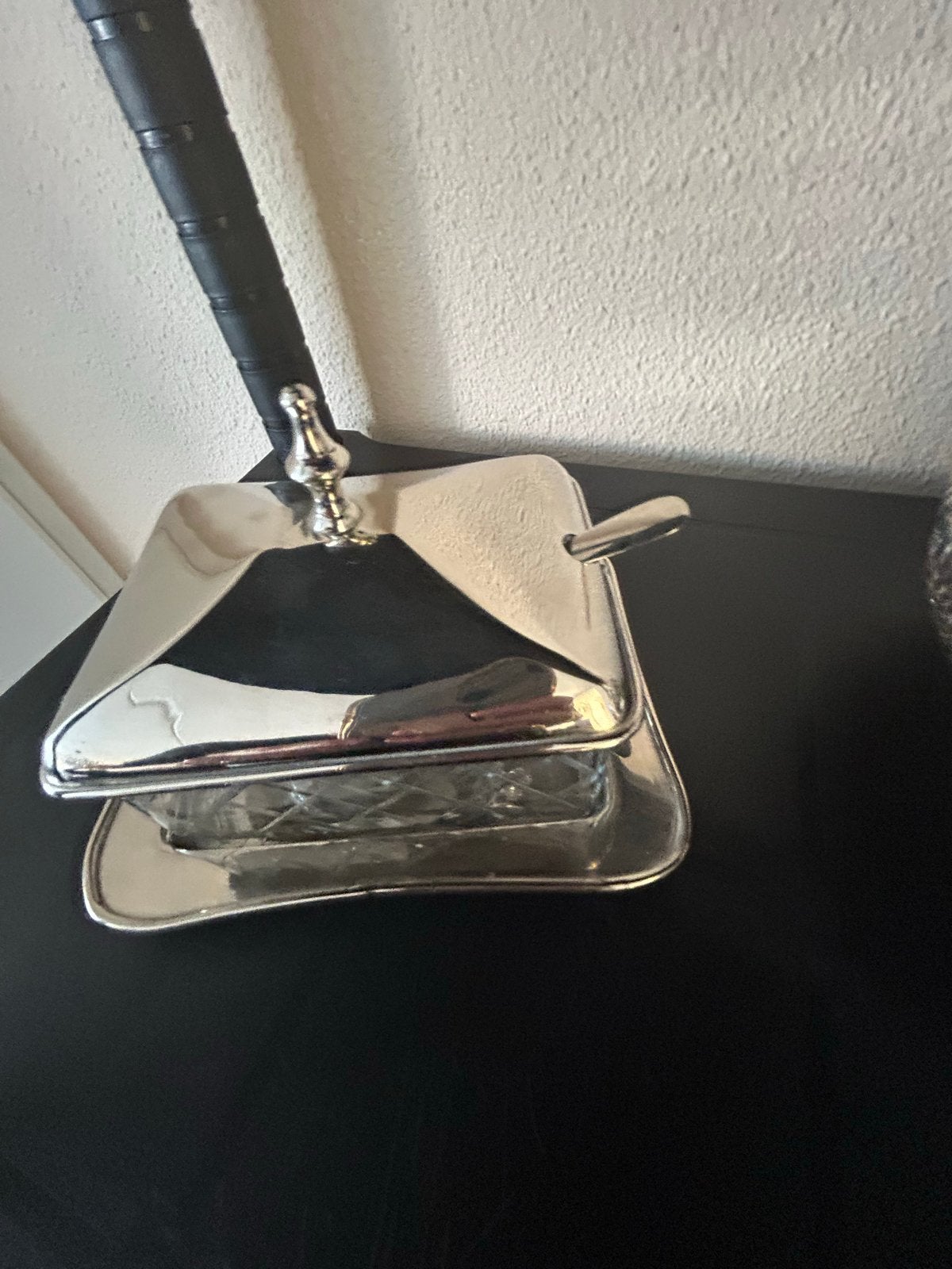 Zilverkleurige botervloot met glazen schaal, Ophalen of Verzenden