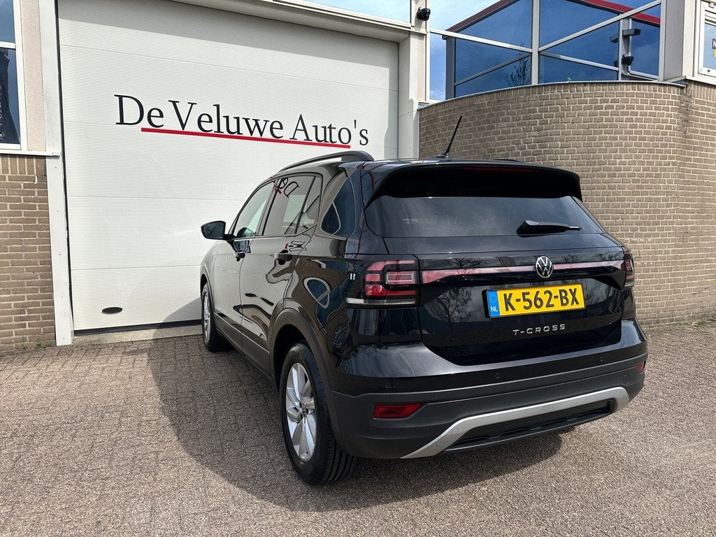Volkswagen T-Cross 1.0 TSI Life|Adaptive|Navi|1e eig|NL-auto, Auto's, Gebruikt, Euro 6, 95 pk, Zwart