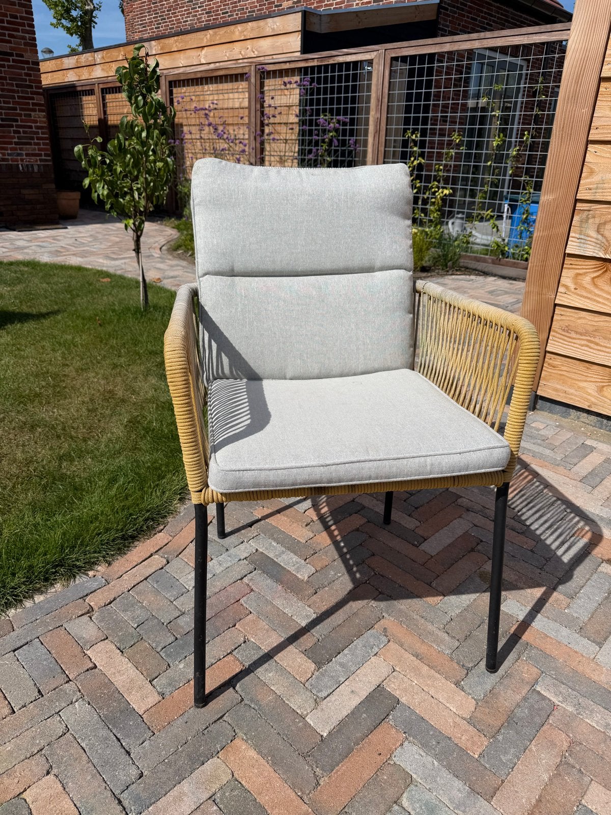 8 Comfortabele tuinstoelen met kussens, Ophalen, Gebruikt, Wicker