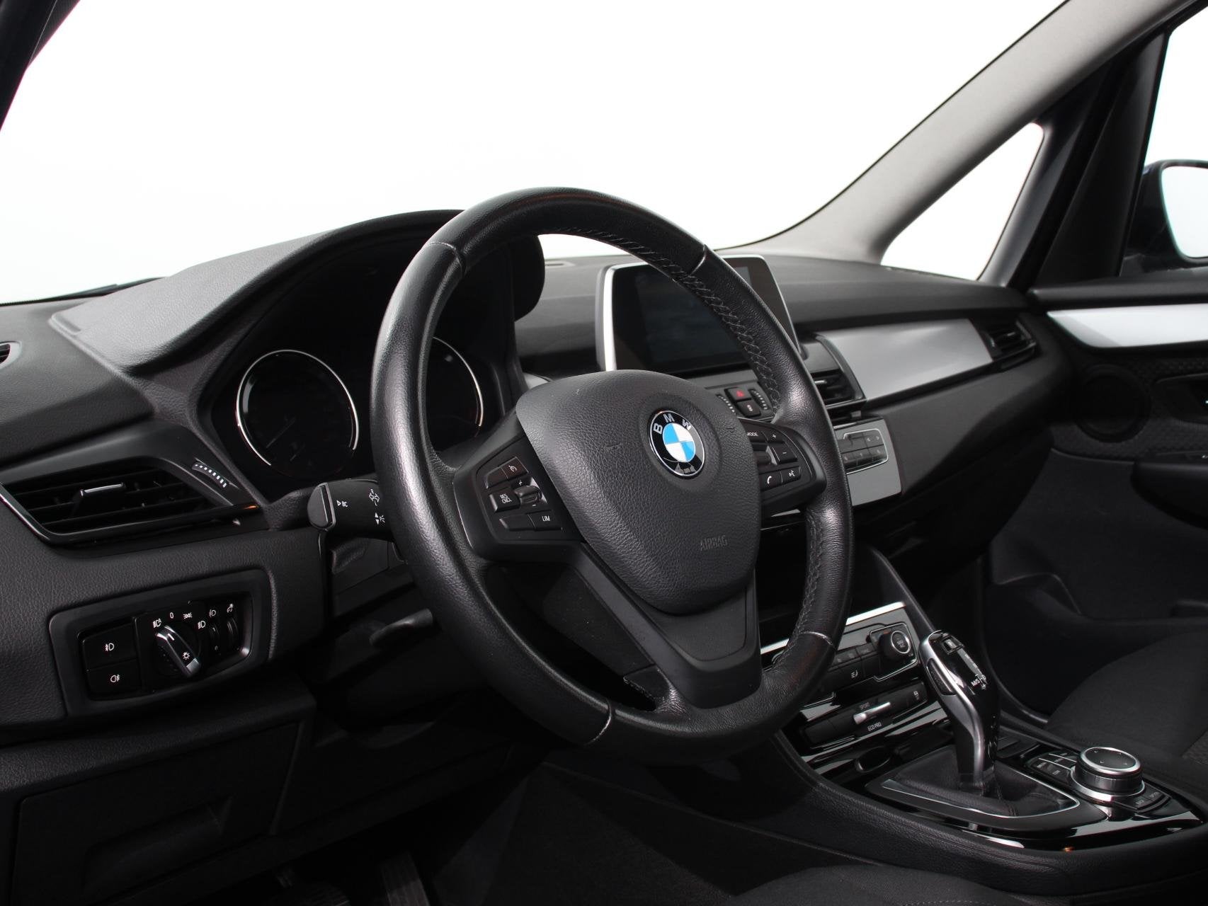 BMW 2-serie Gran Tourer 218i Automaat Corporate Lease Execut, Auto's, Stof, Gebruikt, 2-Serie Gran Tourer, Blauw
