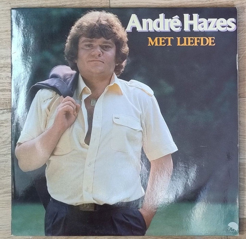 LP ANDRE HAZES met liefde SUPERCONDITIE, LP, Ophalen of Verzenden, Zo goed als nieuw, Levenslied of Smartlap