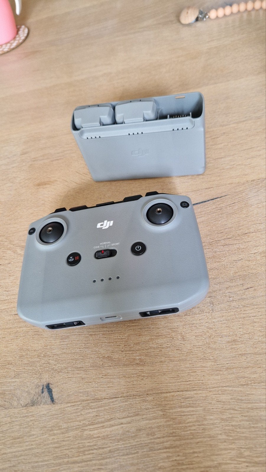 Dji mini 2 charge hub + 2 accus + RC N1 (RC231) controller, Audio, Tv en Foto, Drones, Cameradrone, Extra accu('s), Ophalen of Verzenden
