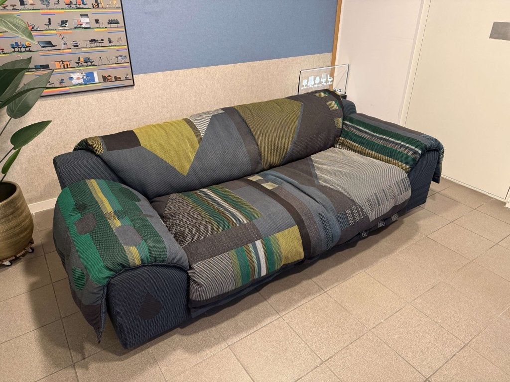 Vitra | Hella Jongerius | Vlinder Sofa | Donkere Groentinten, Vitra, Vitra Artifort Cassina Fritz Hansen Eames Gispen Pastoe Hay