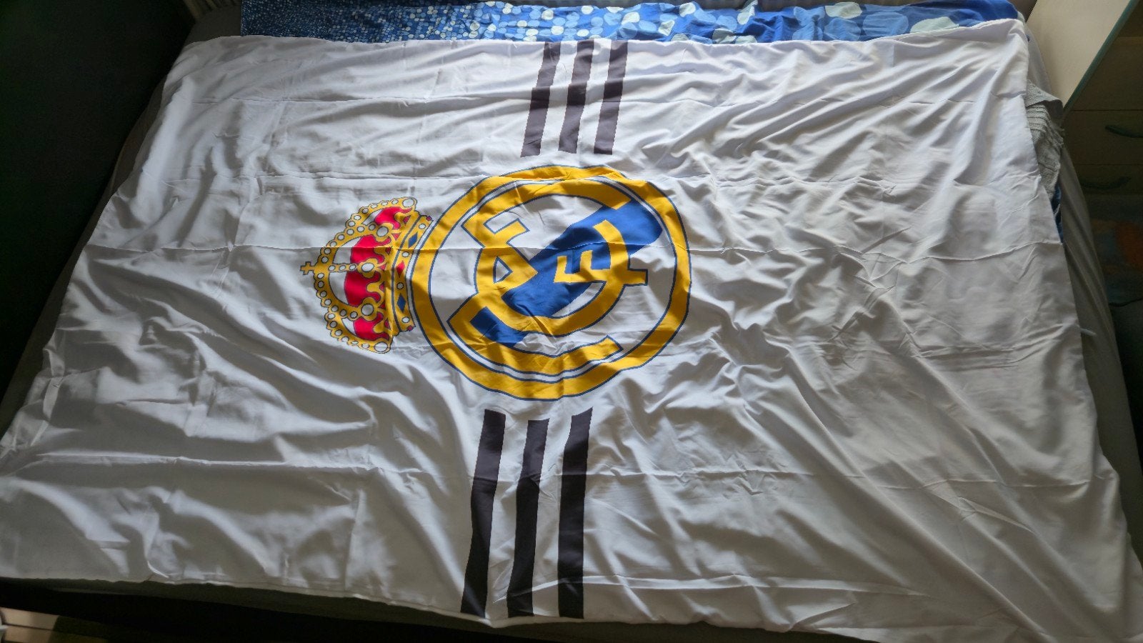 Real Madrid Dekbedovertrek 135x200 met 2 kussenslopen, Kinderen en Baby's, Kinderkamer | Beddengoed, Overige merken, Meerkleurig