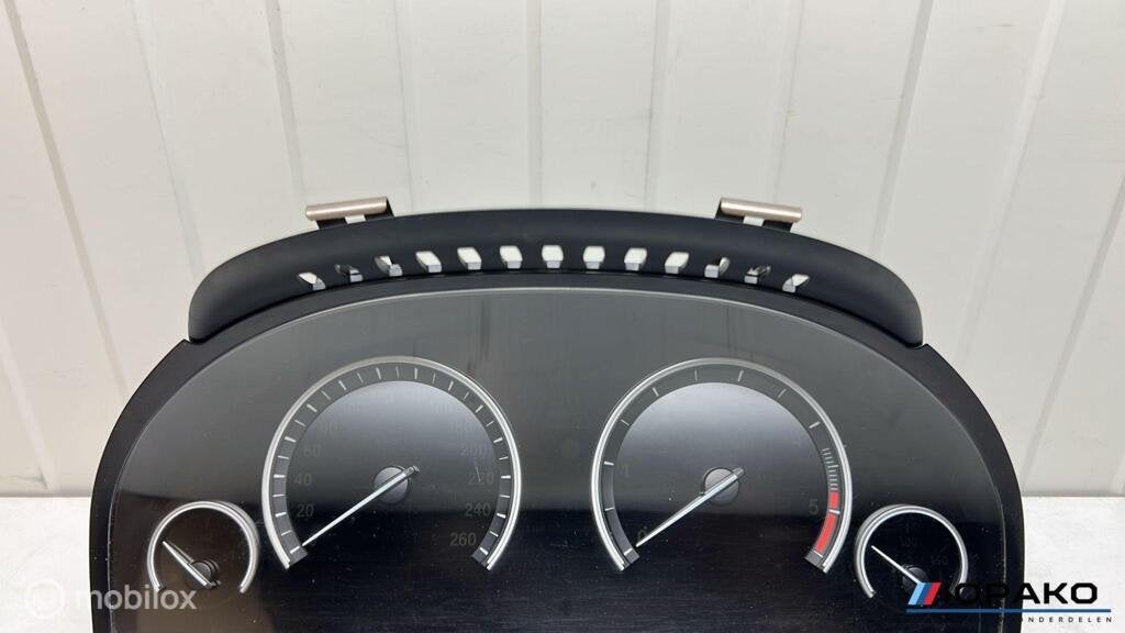 Tellerbak digitaal BMW 5 serie F10 F11 F07 | 62109265158, Auto-onderdelen, Gebruikt, Einsteinlaan 5 rijswijk, Bmw, Ophalen of Verzenden