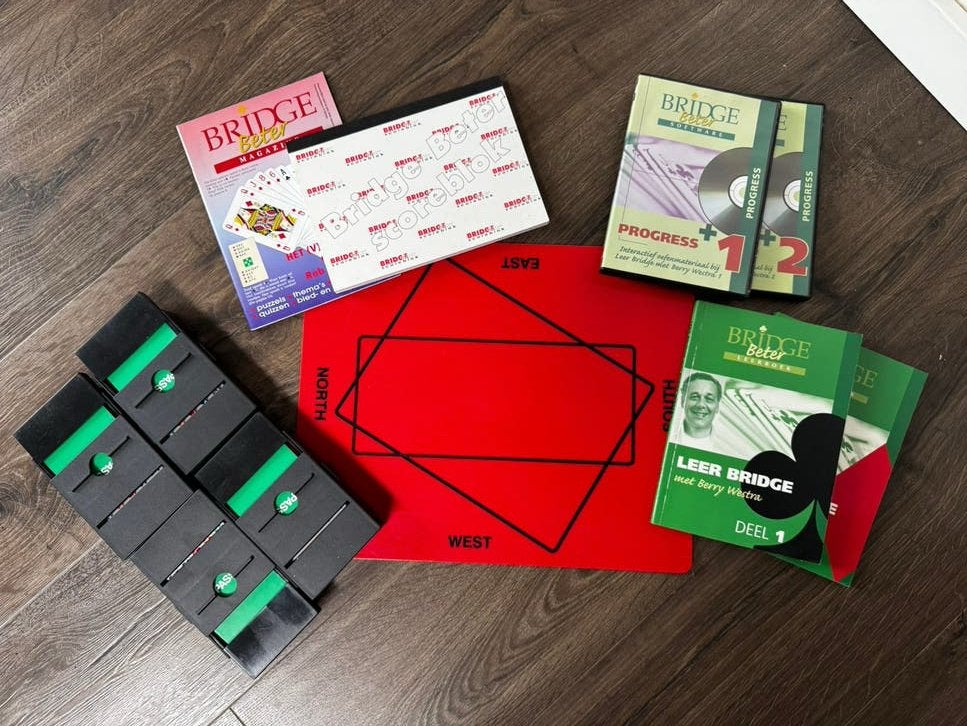 Compleet Bridgepakket-Berry Westra/4 biedboxen/software/boek, Hobby en Vrije tijd, Ophalen of Verzenden, Zo goed als nieuw