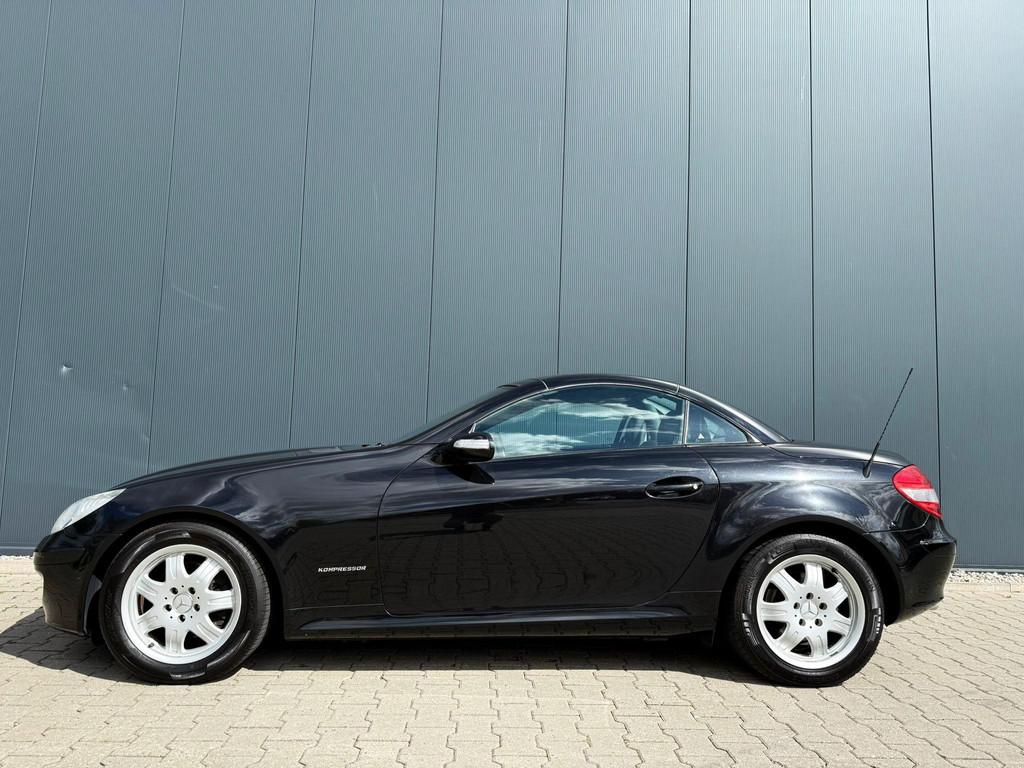 Mercedes-Benz SLK-klasse 200 K automaat / leer / cruise cont, Automaat, Achterwielaandrijving, Gebruikt, Zwart