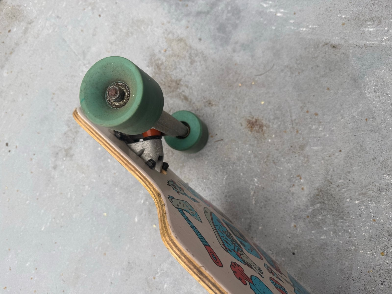 Oxelo Longboard met unieke graphics, Ophalen of Verzenden, Gebruikt, Skateboard, Longboard