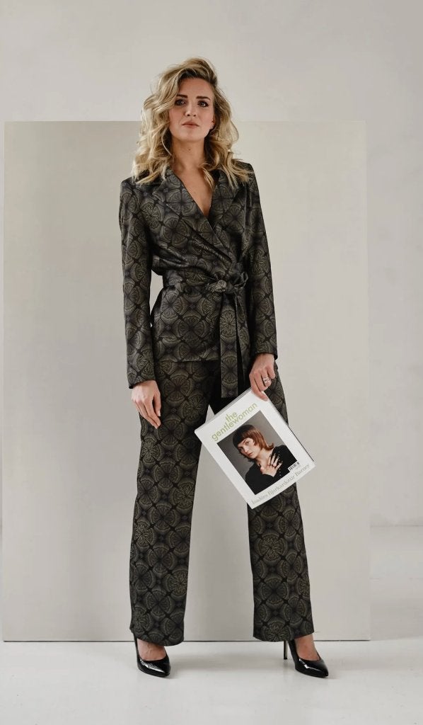 Restvoorraad hoogwaardige damespakken, Kleding | Dames, Ophalen, Nieuw, Meerkleurig, Kostuum of Pak