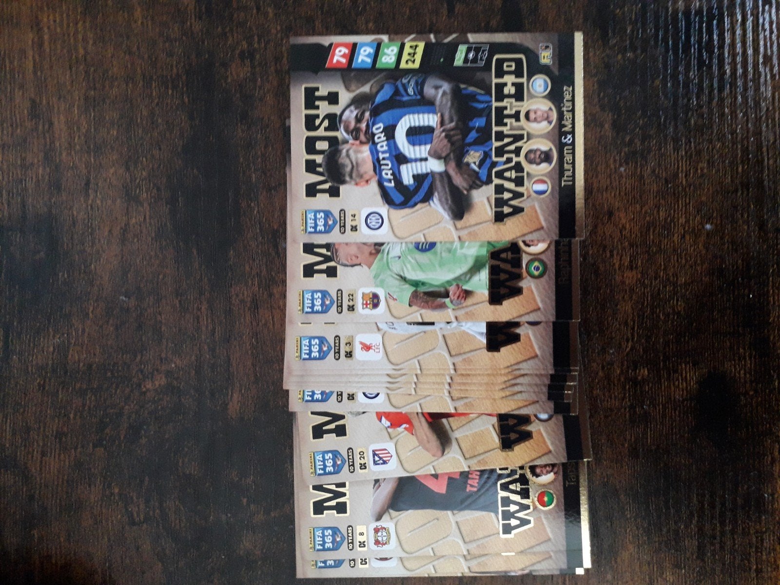 Panini Adrenalyn 365 most wanted, Verzamelen, Sportartikelen en Voetbal, Ophalen of Verzenden, Zo goed als nieuw, Buitenlandse clubs