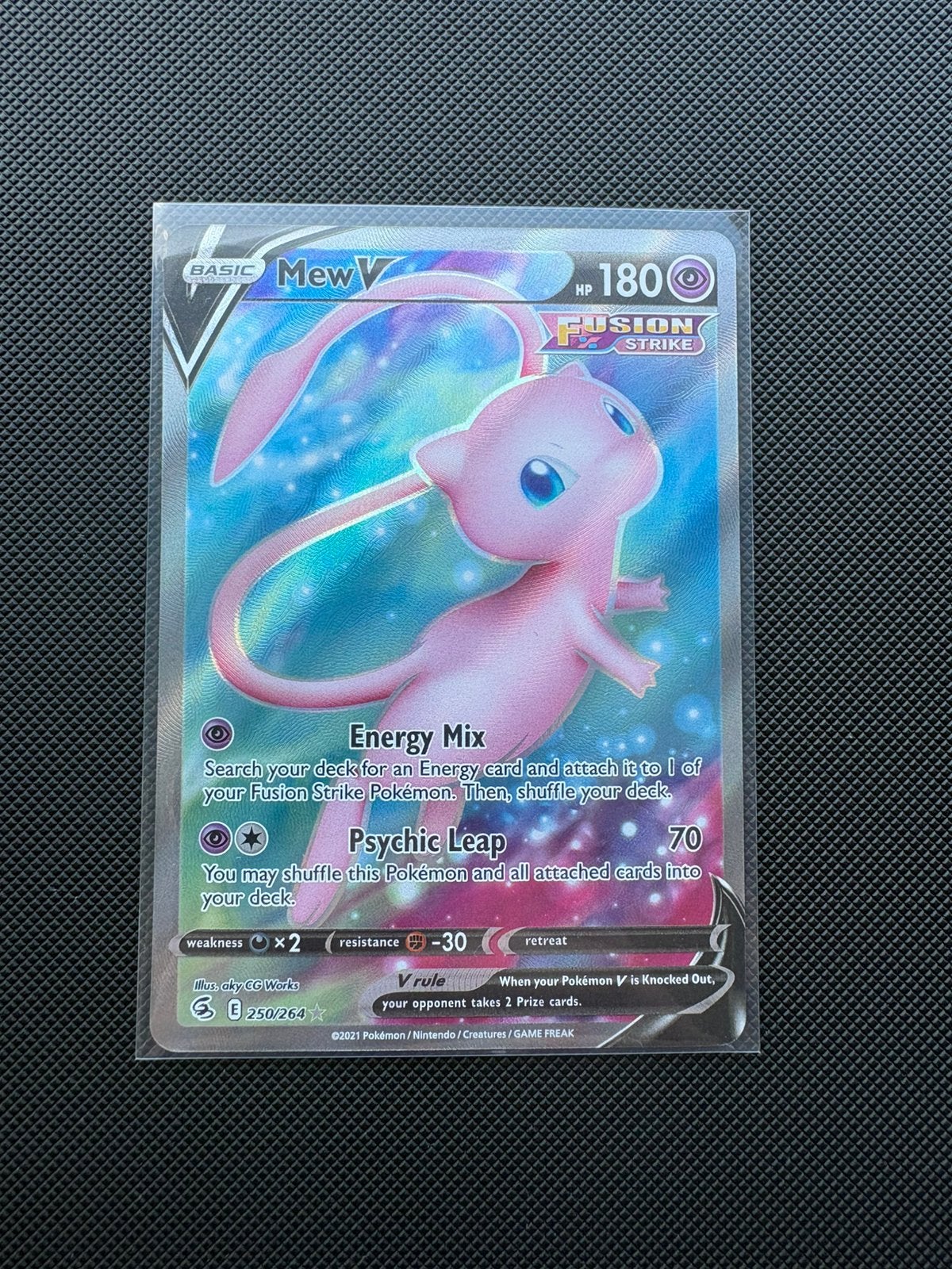 Mew V Full Art 250/264 Fusion Strike, Hobby en Vrije tijd, Verzamelkaartspellen | Pokémon, Ophalen of Verzenden, Nieuw, Losse kaart