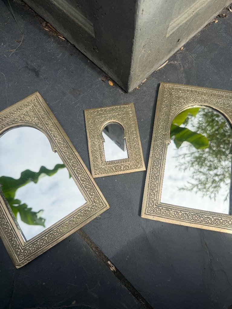Marokkaanse handwerk spiegel metaal arabisch oosters beslag, Gebruikt, Ophalen of Verzenden, https://verburgtvintage.nl/#contact