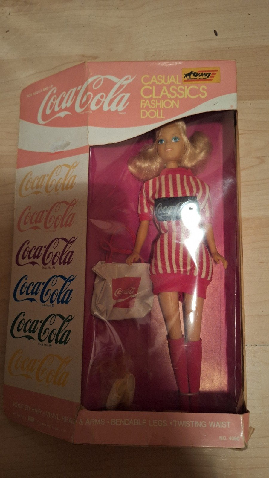 Coca-Cola Barbie Casual Classics Fashion Doll (Nieuw), Verzamelen, Ophalen, Nieuw, Fashion Doll