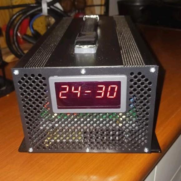 Lead Crystal Acculader 24V 30A - Betta Batteries, Ophalen of Verzenden