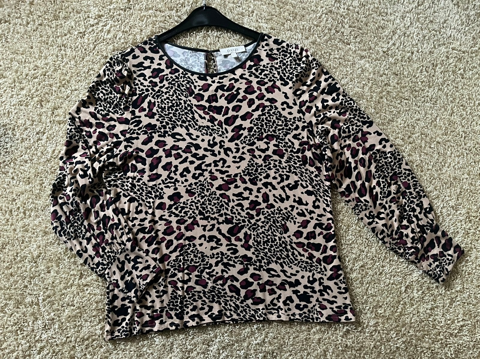 Oasis top/shirt leopard beige/burgundy mt. XL, Kleding | Dames, Beige, Maat 46/48 (XL) of groter, Ophalen of Verzenden, Zo goed als nieuw