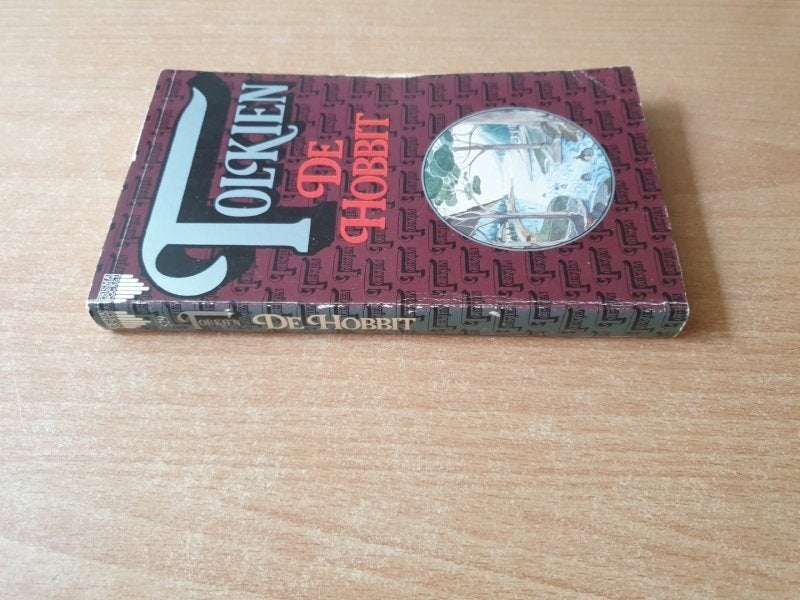 J. R. R. Tolkien - De Hobbit (pocket), Verzenden, Gelezen, J. R. R. Tolkien