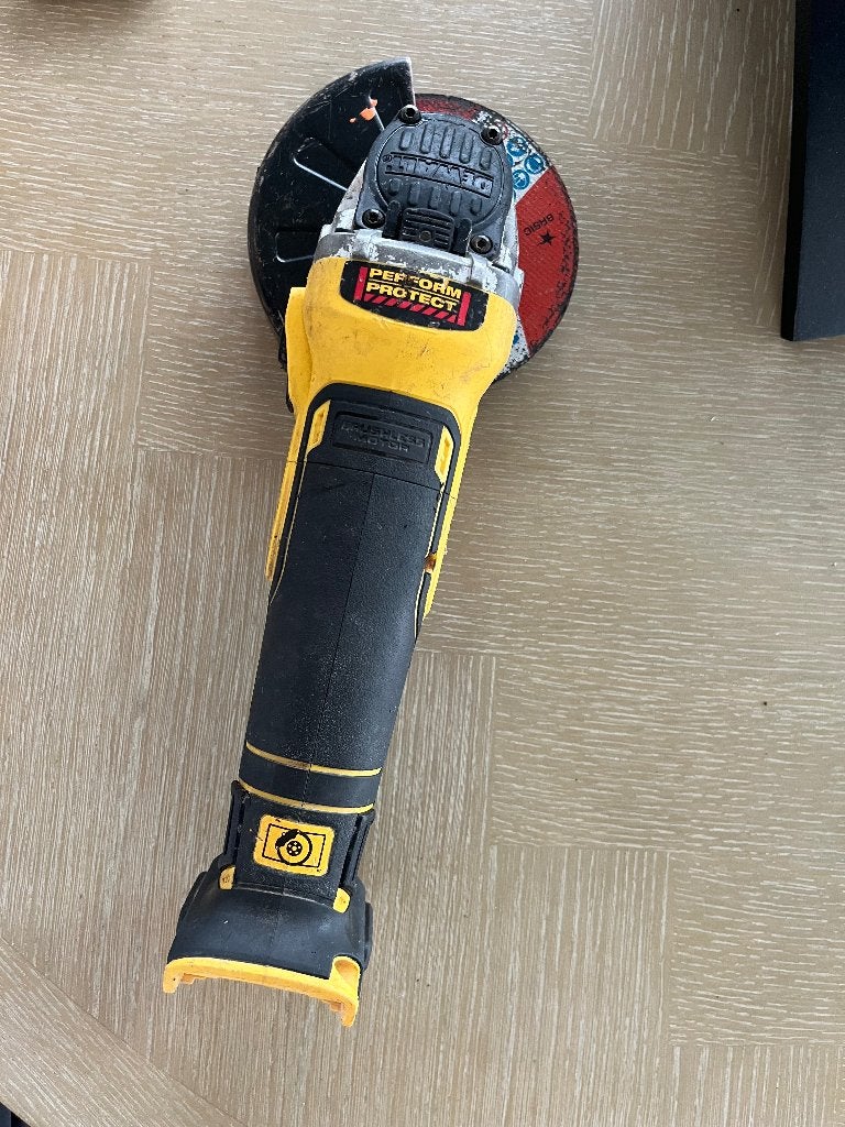 DeWALT slijptol, Ophalen, Gebruikt, 1000 watt of meer, Haakse handslijpmachine