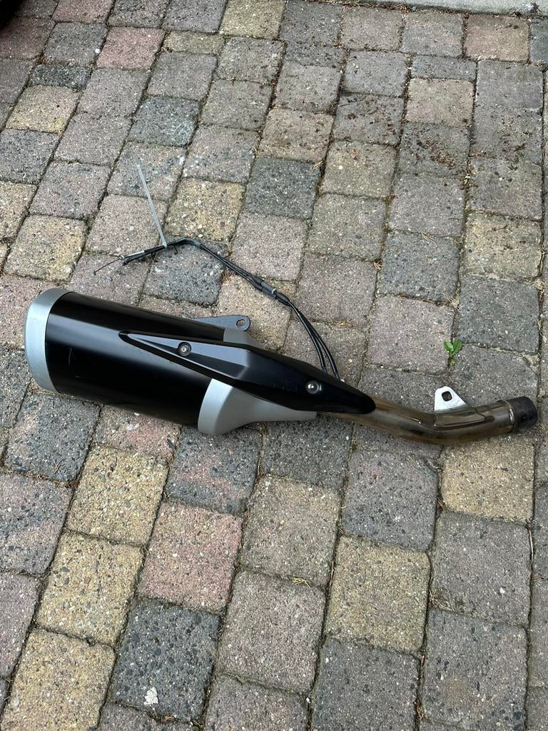 Uitlaat kawasaki z750 orgineel, Ophalen