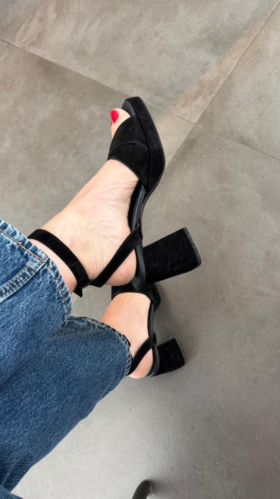 Paul Green zwarte suede sandalen / hakken – maat 38, Kleding | Dames, Schoenen, Zwart, Zo goed als nieuw, Sandalen of Muiltjes