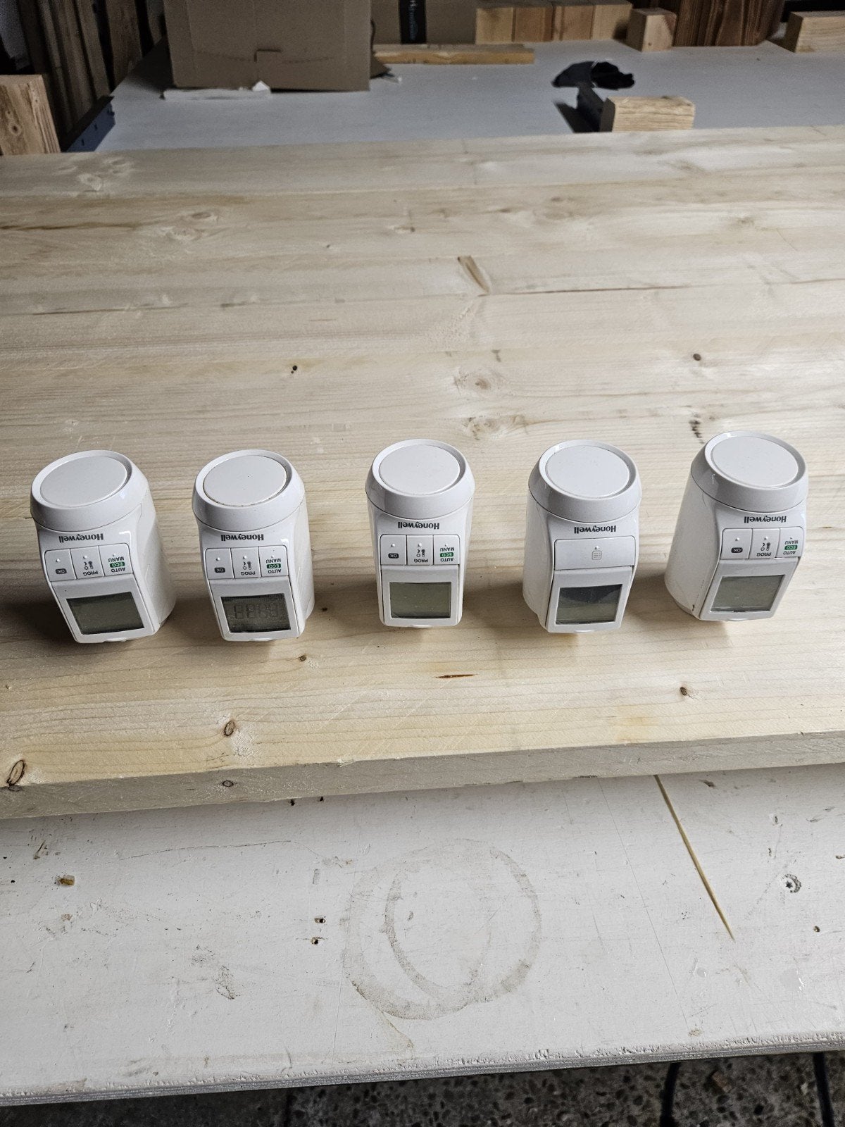 Honeywell Home HR90 Radiatorthermostaat (Nieuw zonder doos), Ophalen of Verzenden, Slimme thermostaat, Nieuw
