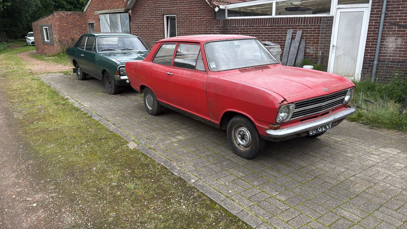 Gezocht Kadett B voorschermen/spatbord/fender, Ophalen, Spatbord