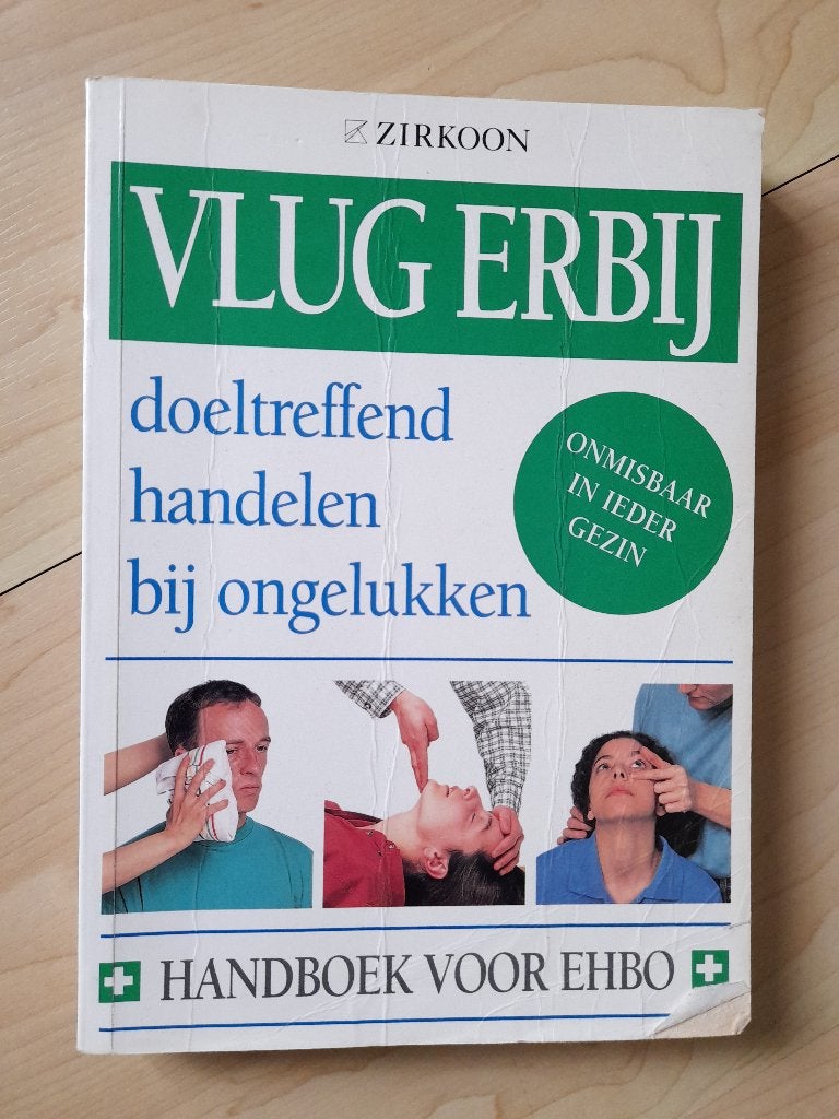 VLUG ERBIJ DOELTREFFEND HANDELEN BIJ ONGELUKKEN HANDBOEK, Ophalen of Verzenden, Gelezen, Gezondheid en Conditie