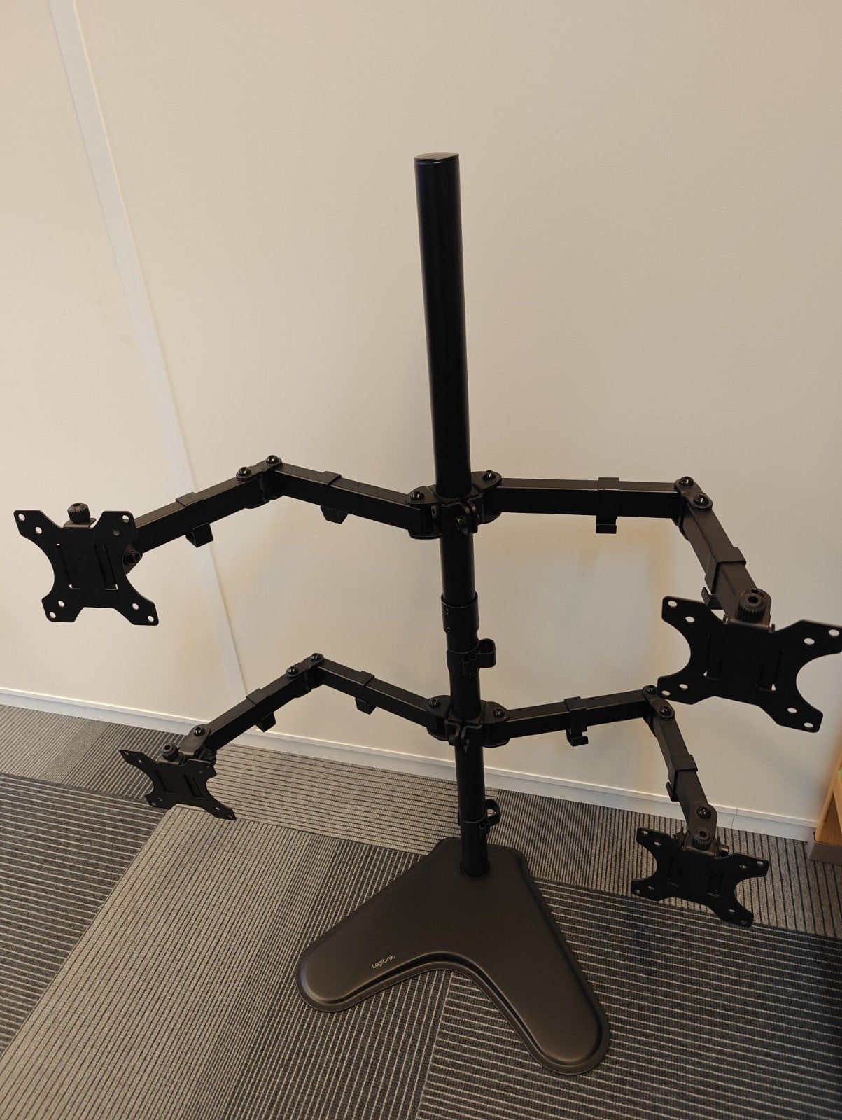 LogiLink Monitor Standaard voor 4 Monitoren (2x2), Computers en Software, Ophalen