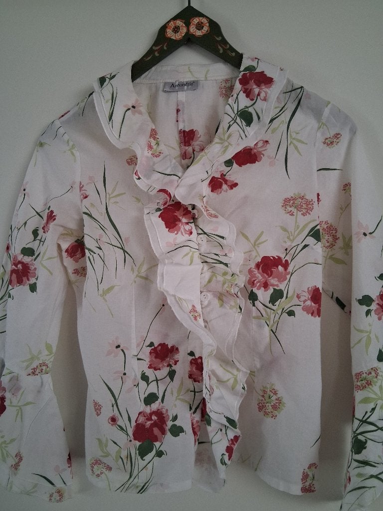 Antonelle blouse met rode bloemen, Maat 38/40 (M), Antonelle, Ophalen of Verzenden, Zo goed als nieuw