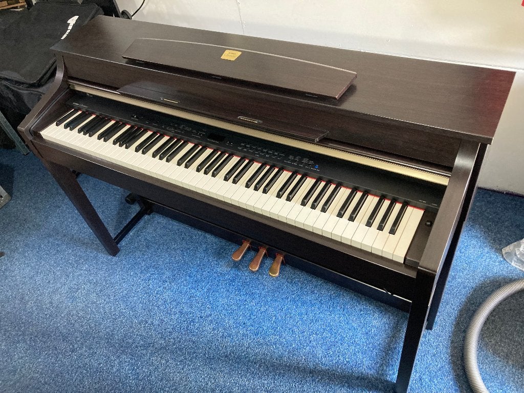 Yamaha Clavinova CLP 370 - digitale piano / zeer goede staat, Muziek en Instrumenten, Ophalen, Bruin, Digitaal, Zo goed als nieuw