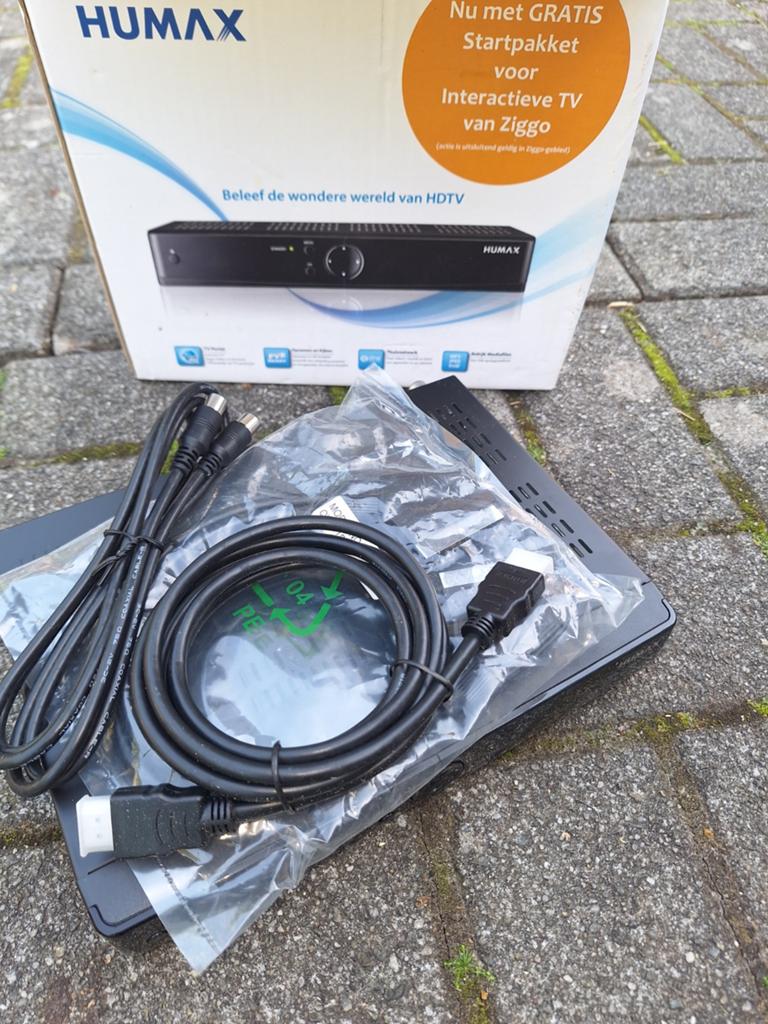 Humax digitale ontvanger voor interactieve TV van Ziggo, Ophalen, Nieuw, Decoder