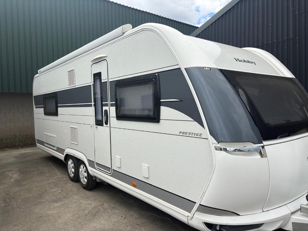 Hobby Prestige WFC 660 (2020) met mover en fietsdrager, Vast bed, Koelkast, Rondzit, Hobby