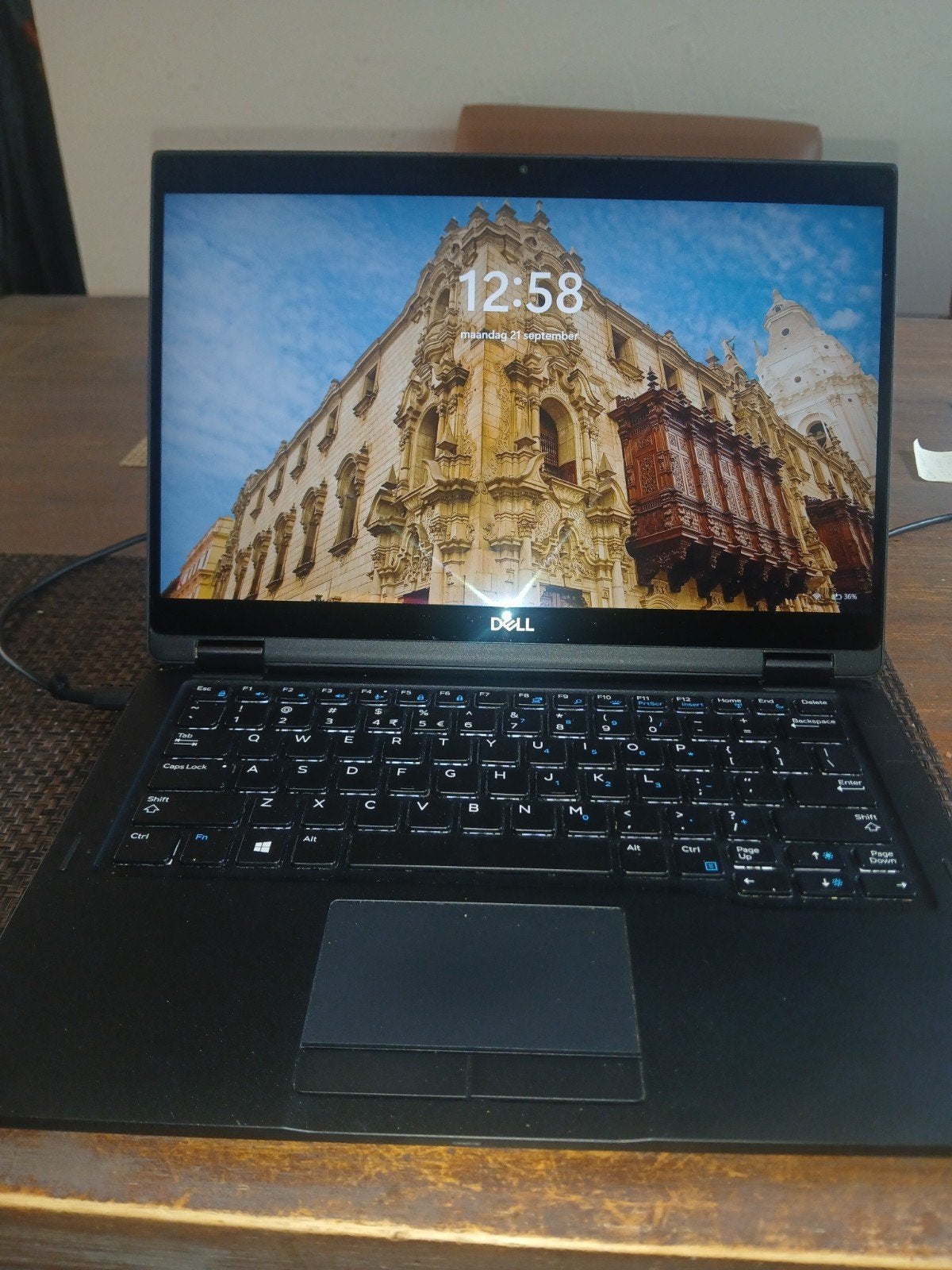 Dell Latitude 7390 2-in-1  i5-8250U 8GB RAM 238GB SSD SIM, Computers en Software, 2 tot 3 Ghz, Qwerty, 8 GB, 13 inch