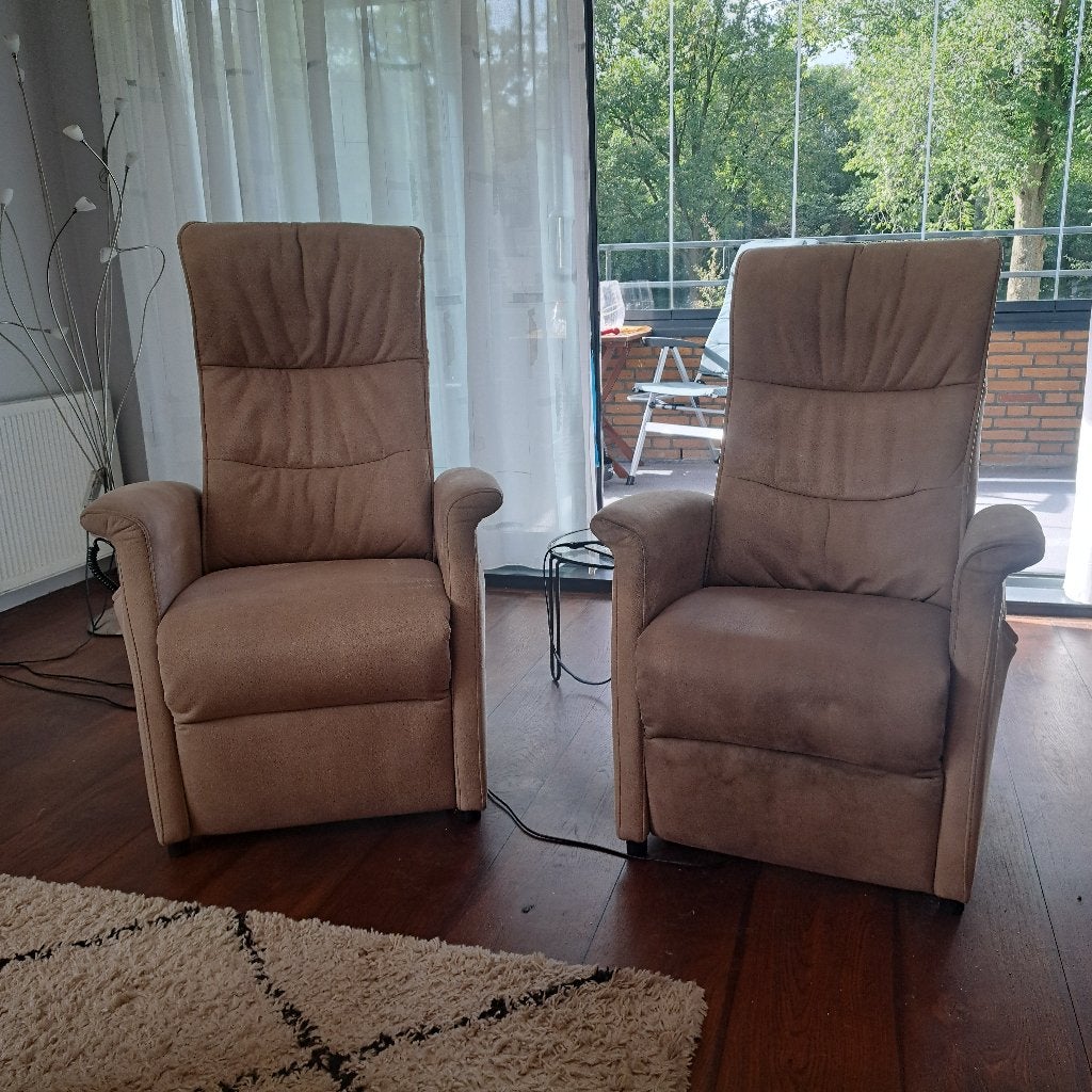 2 Relax fauteuils / sta-opstoelen - Voeten- en rugsteun, Ophalen, Gebruikt, 75 tot 100 cm, Stof