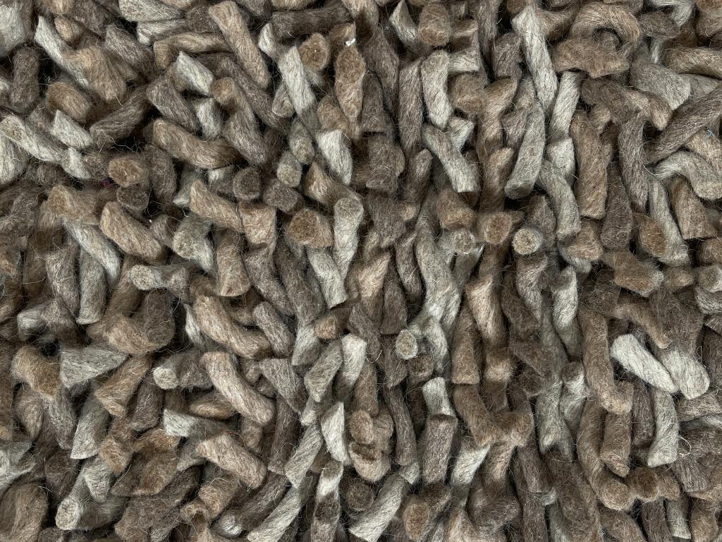 Dutch Carpets Rocky Bruin Mix bij TheReSales, Bruin, 150 tot 200 cm, 200 cm of meer, Ophalen of Verzenden