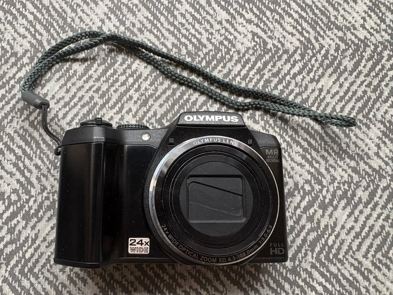 Fotocamera van Olympus met hoesje, Gebruikt, Ophalen of Verzenden, Olympus, Compactcamera
