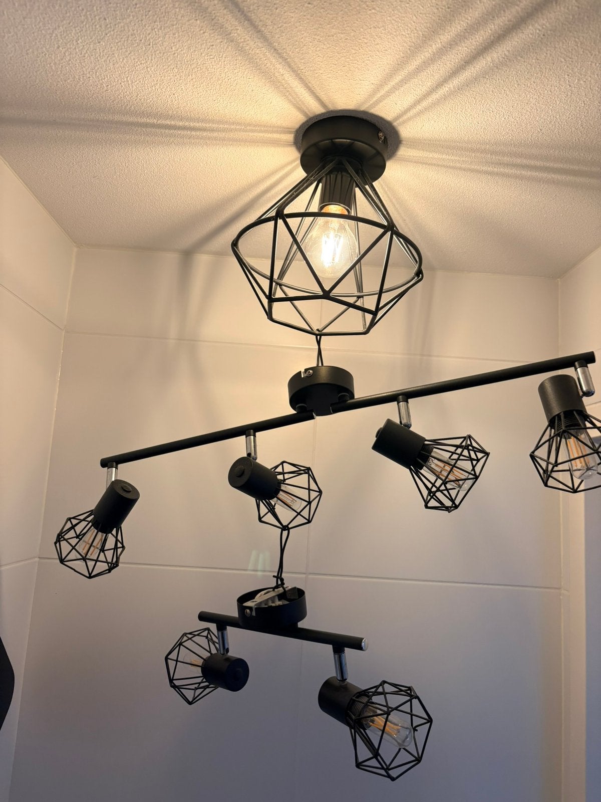 Moderne Zwarte Plafondspots met Industriële Kooi, Huis en Inrichting, Lampen | Spots, Verzenden, E14 (klein), Zo goed als nieuw