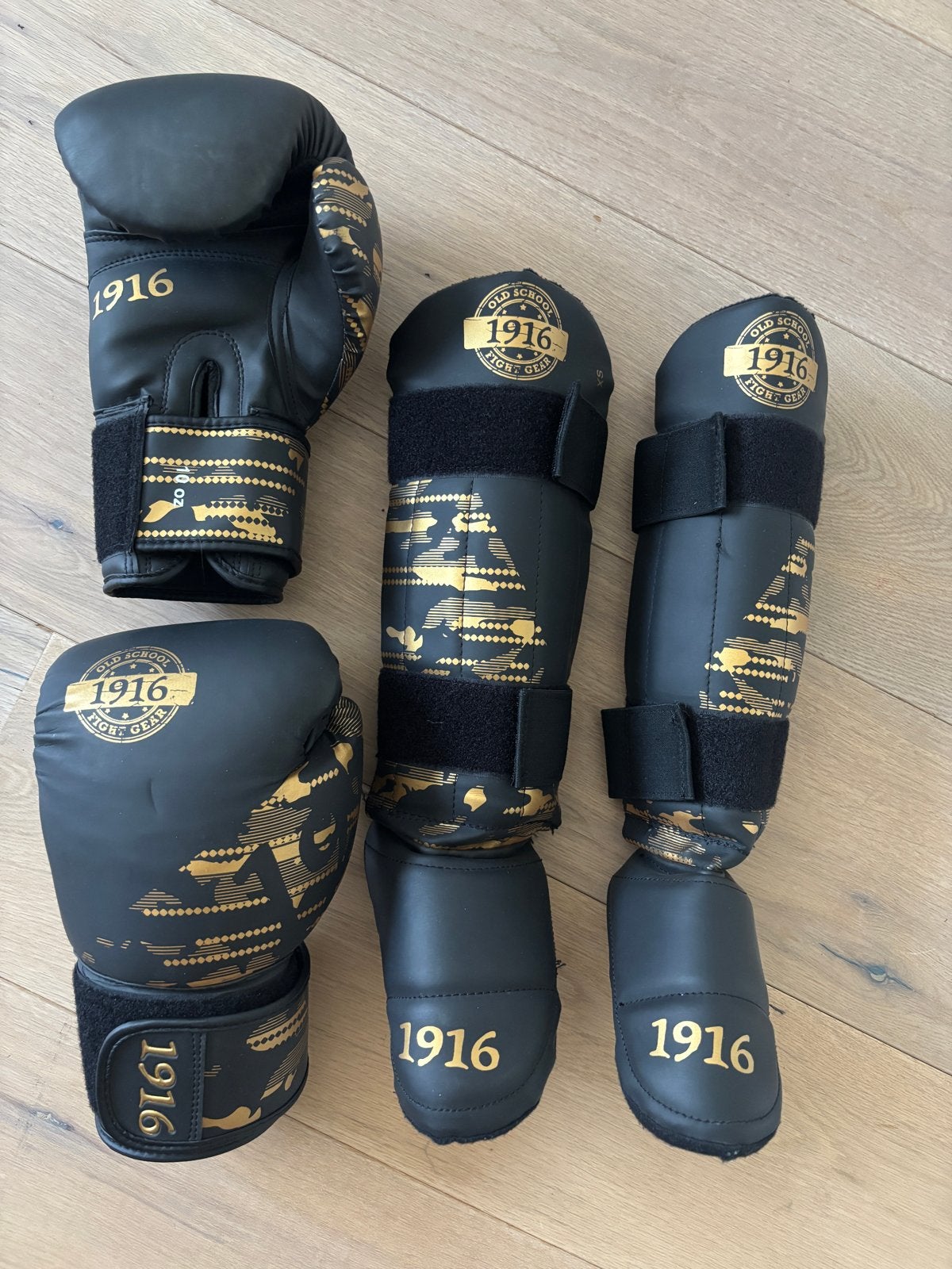 1916 Fight Gear Kickboks Set Kids Youth Fighters Gold, Ophalen, Overige, Maat XS of kleiner, Vechtsportbescherming